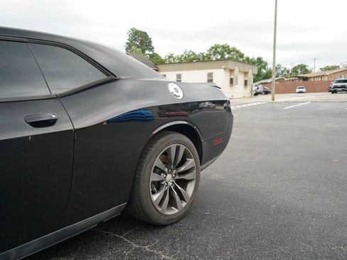 Used 2014 Dodge Challenger SRT8 Core RWD image 22
