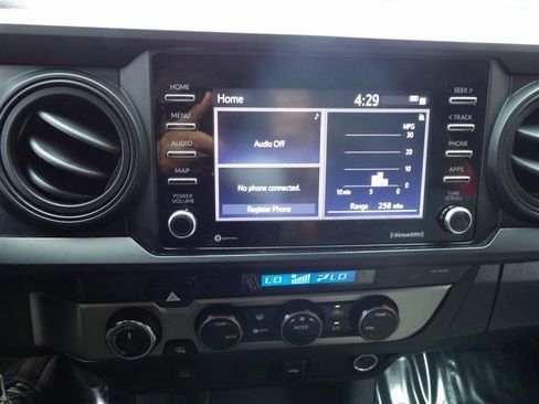 Used 2022 Toyota Tacoma 4x4 Access Cab image 16