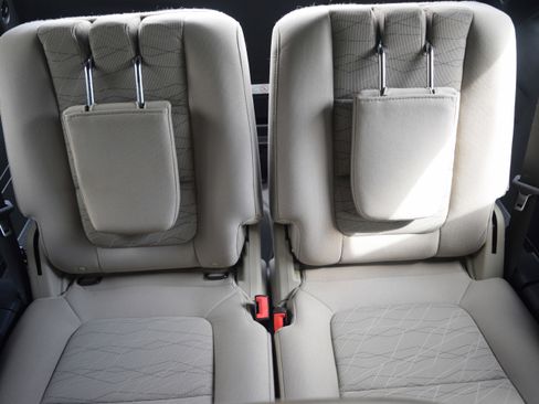 Used 2014 Ford Explorer 4WD image 17