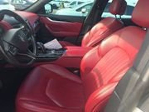 Used 2022 Maserati Levante GT image 3