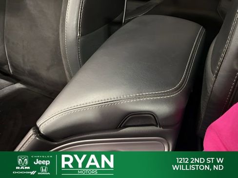 Used 2023 Dodge Challenger R/T w/ Plus Package image 22