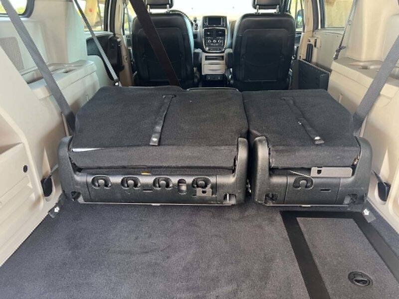 Used 2018 Dodge Grand Caravan SXT FWD image 60