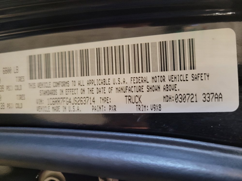 Used 2018 RAM 1500 Express w/ Black Ram 1500 Express Group AWD/4WD image 33