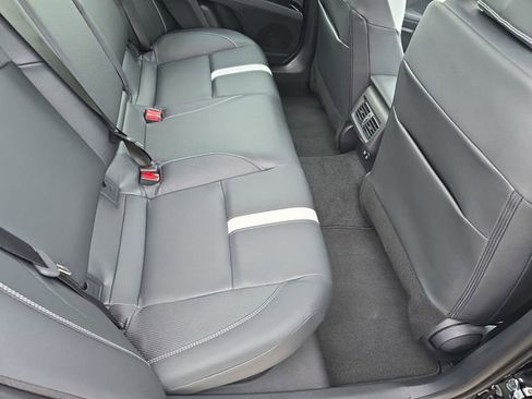 New 2026 Toyota Camry Hybrid image 11