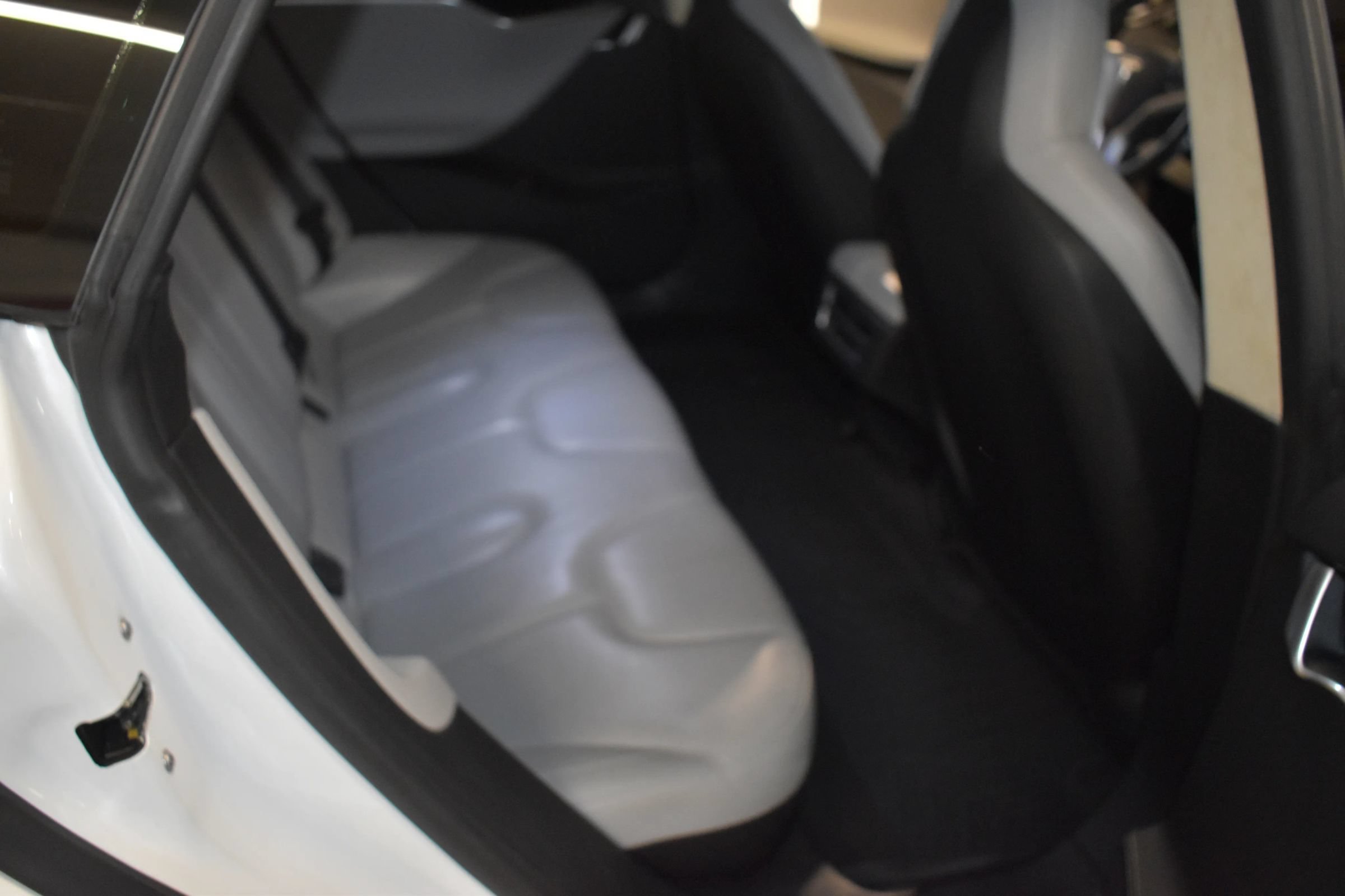 Used 2014 Tesla Model S P85 RWD image 15