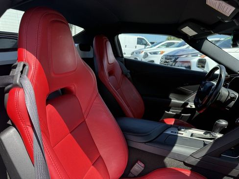 Used 2016 Chevrolet Corvette Stingray Convertible image 10