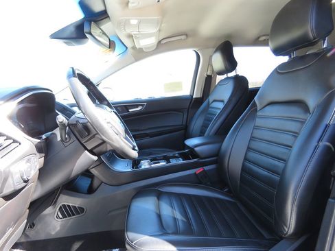 Used 2019 Ford Edge SEL w/ Equipment Group 201A AWD/4WD image 10