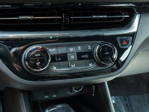 New 2026 Buick Envista Sport Touring w/ Convenience I Package FWD image 21
