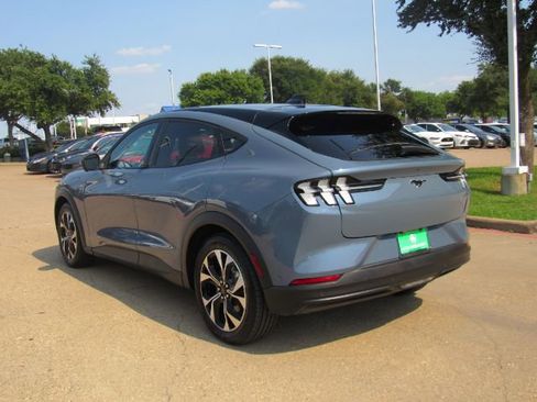 Used 2024 Ford Mustang Mach-E Select w/ Comfort Package Lite image 12