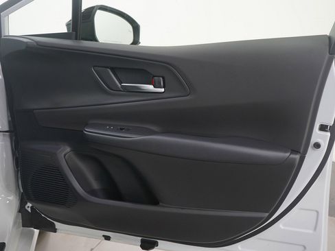 Used 2026 Toyota Prius AWD image 9