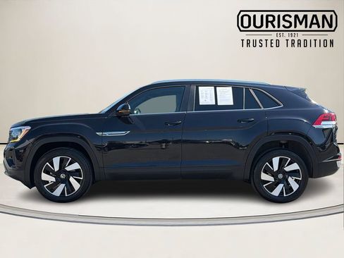 Certified 2025 Volkswagen Atlas Cross Sport SE AWD/4WD image 3