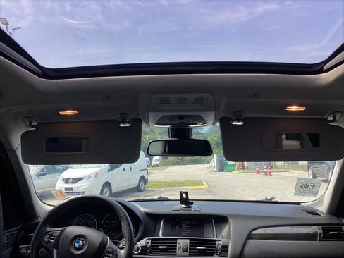 Used 2017 BMW X3 sDrive28i RWD image 31