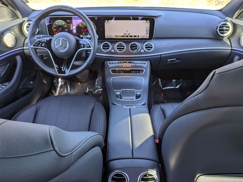 Used 2022 Mercedes-Benz E 350 Sedan image 23