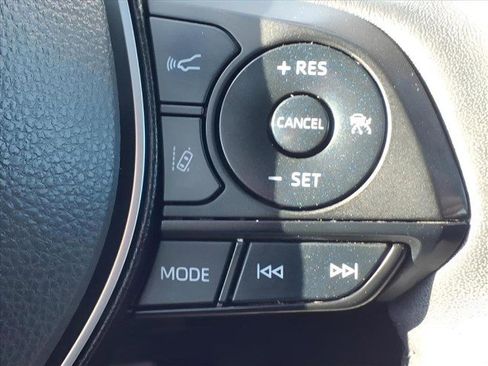 Used 2022 Toyota RAV4 XSE image 19