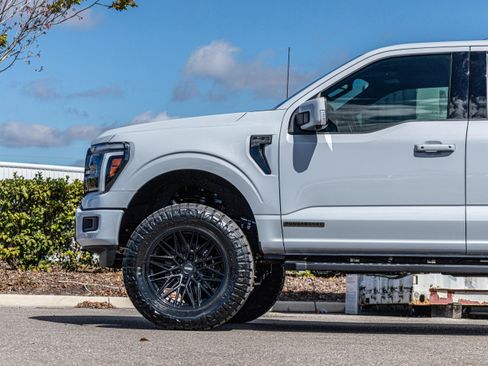 New 2025 Ford F150 Lariat w/ Equipment Group 502A High AWD/4WD image 36