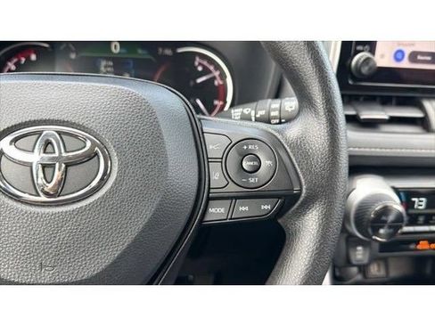 Certified 2025 Toyota RAV4 XLE AWD/4WD image 27