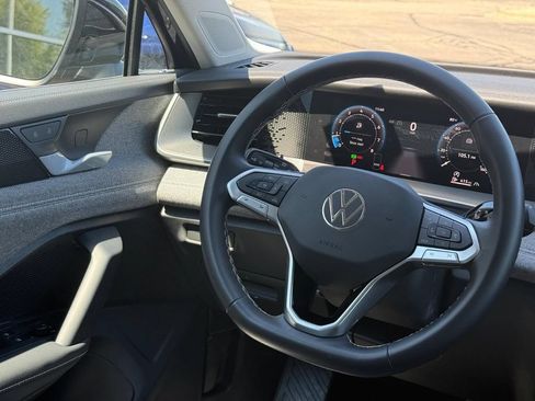 Certified 2025 Volkswagen Tiguan S AWD/4WD image 13