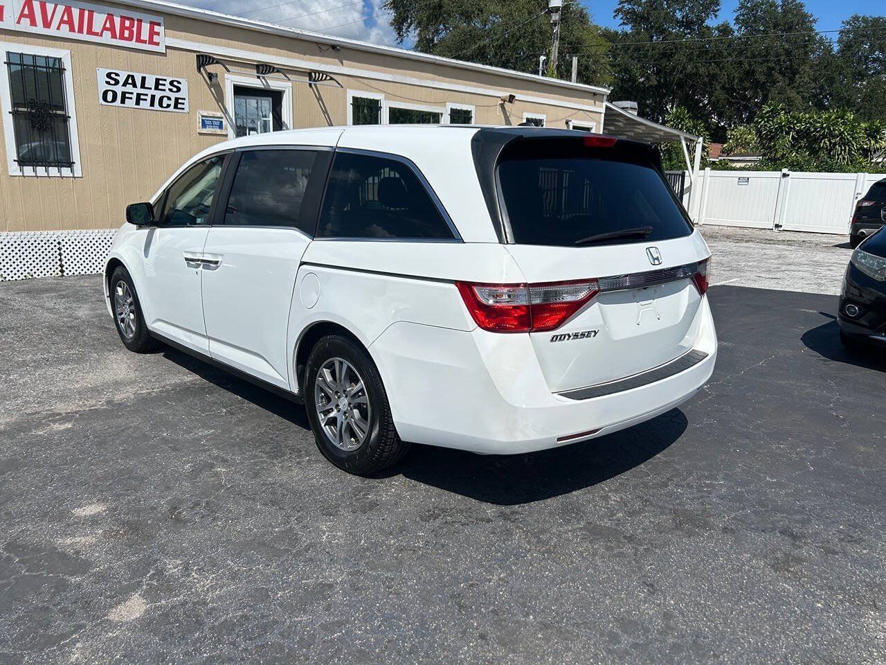 Used 2012 Honda Odyssey EX-L image 5