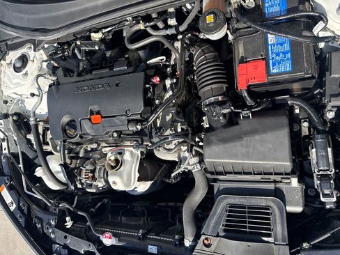 Used 2023 Honda Civic Sport image 36