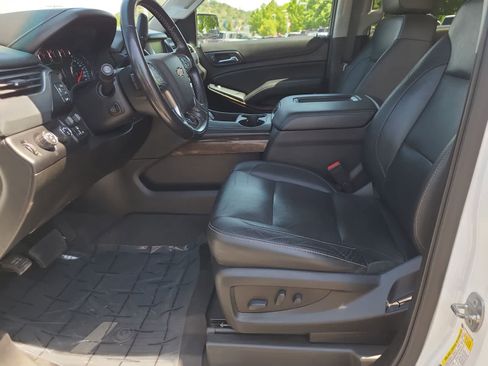 Used 2019 Chevrolet Tahoe LT AWD/4WD image 19