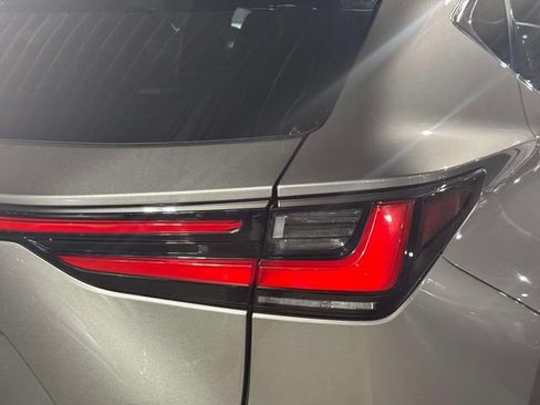 Used 2022 Lexus NX 350 AWD image 13