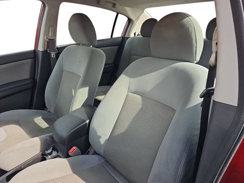 Used 2010 Nissan Sentra 2.0 SR w/ Convenience Pkg FWD image 16