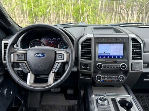 Certified 2020 Ford Expedition XLT w/ Equipment Group 202A AWD/4WD image 24
