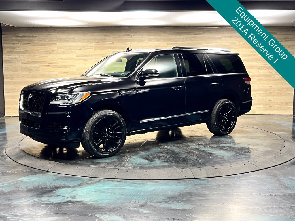 Used 2022 Lincoln Navigator Reserve AWD/4WD image 4