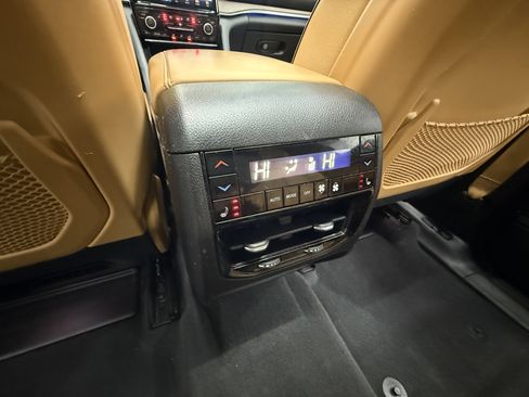 Used 2022 Jeep Grand Cherokee Summit image 29