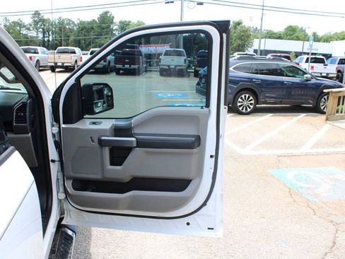 Used 2016 Ford F150 XLT w/ Equipment Group 302A Luxury image 23