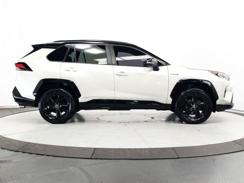 Certified 2021 Toyota RAV4 XSE w/ XSE Grade Weather Package AWD/4WD image 13