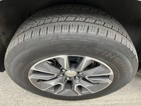 Used 2024 Chevrolet Tahoe LS AWD/4WD image 17