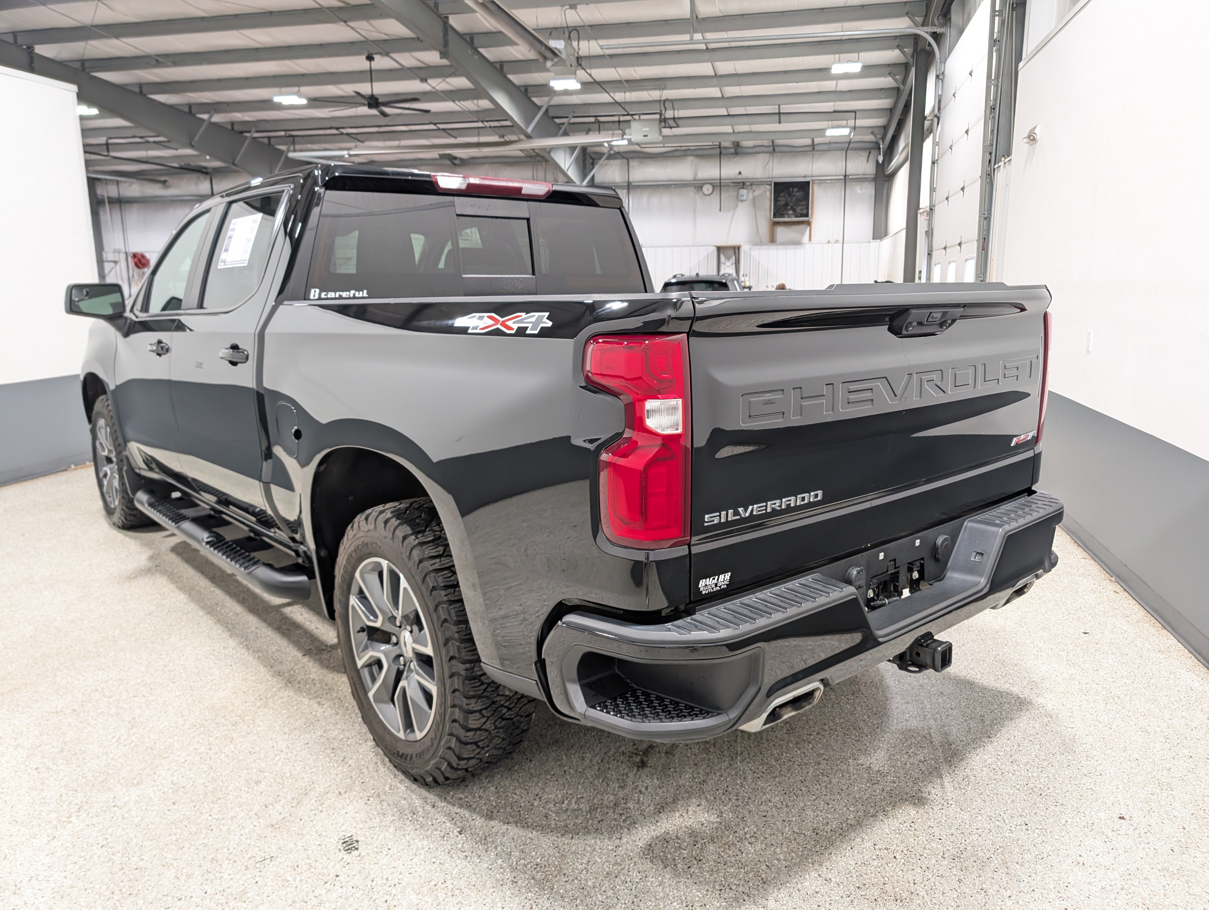 Used 2023 Chevrolet Silverado 1500 RST w/ True North Edition Plus AWD/4WD image 5