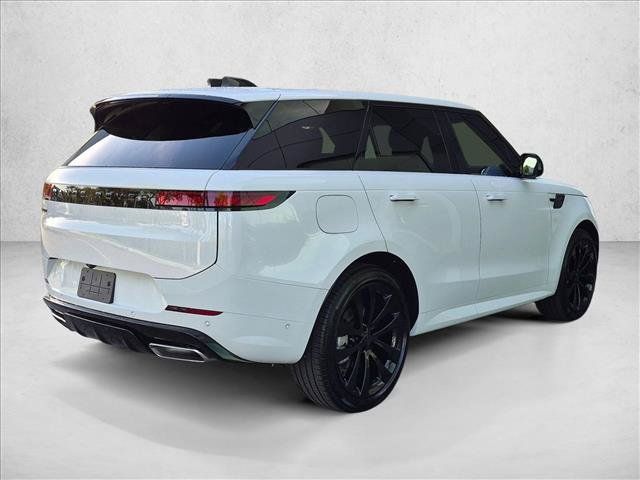 New 2026 Land Rover Range Rover Sport Dynamic SE AWD/4WD image 2