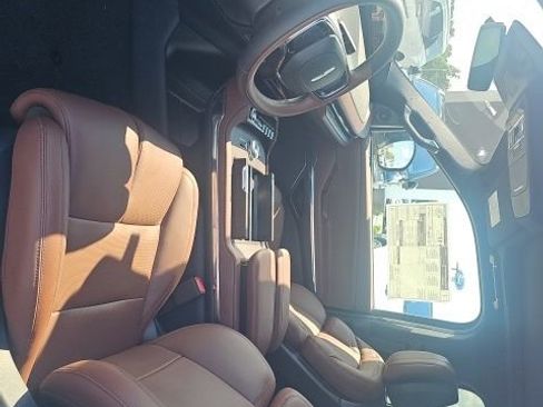 New 2025 Lincoln Navigator Reserve image 5