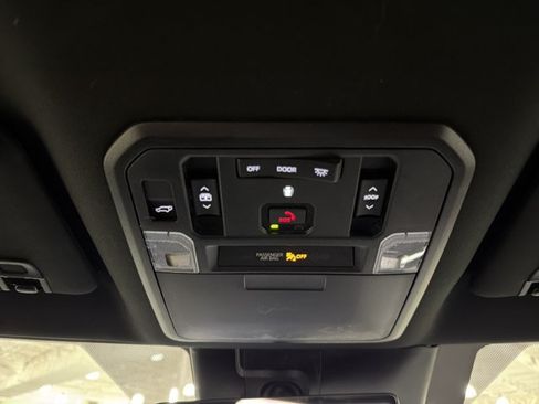Used 2025 Toyota Sequoia Limited w/ Tow Technology Package AWD/4WD image 35