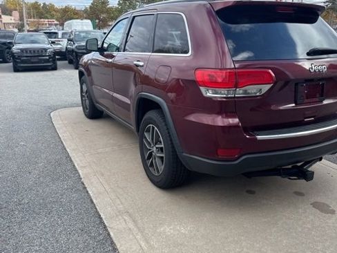 Certified 2018 Jeep Grand Cherokee Limited image 5