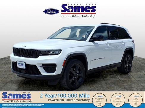 Used 2023 Jeep Grand Cherokee Altitude AWD/4WD image 7