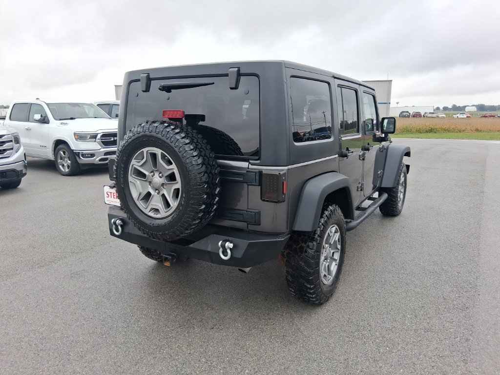 Used 2016 Jeep Wrangler Unlimited Rubicon w/ Connectivity Group AWD/4WD image 10