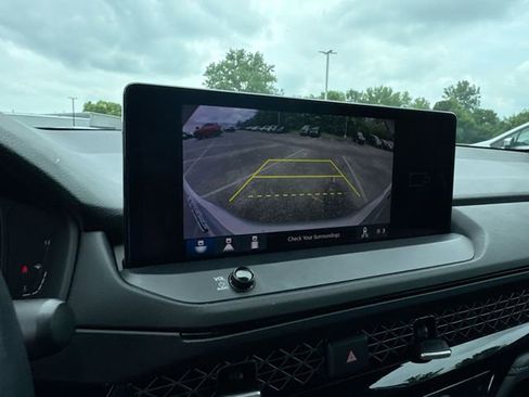 Used 2023 Honda Accord Sport image 23