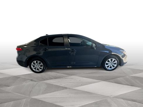 Used 2026 Toyota Corolla LE FWD image 9