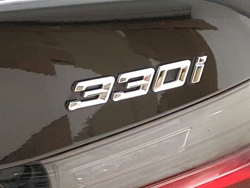Used 2023 BMW 330i xDrive Sedan w/ M Sport Package image 19