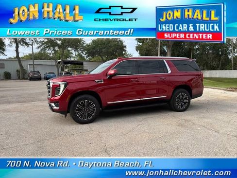 Used 2025 GMC Yukon XL Elevation w/ LPO, Floor Liner Package AWD/4WD image 3