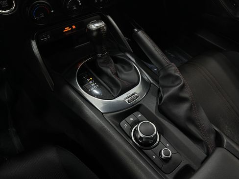 Used 2017 MAZDA MX-5 Miata RF Club image 26