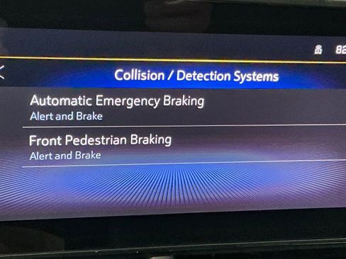 Used 2025 Chevrolet Trax LT w/ LT Convenience Package FWD image 7
