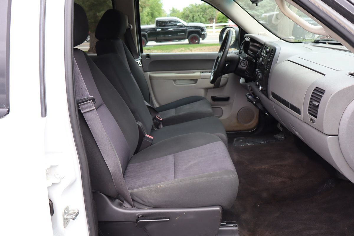 Used 2013 Chevrolet Silverado 2500 W/T RWD image 22