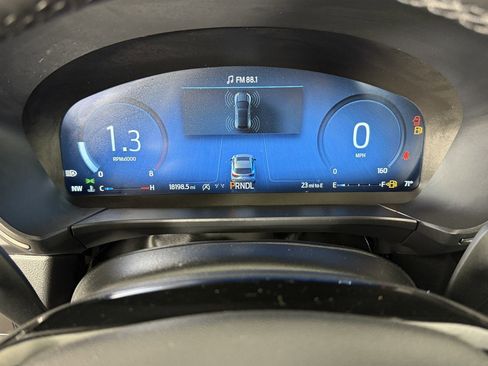 Used 2023 Ford Escape Platinum image 18