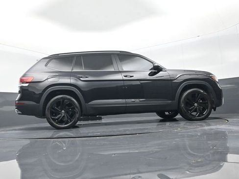 Used 2022 Volkswagen Atlas SE image 24