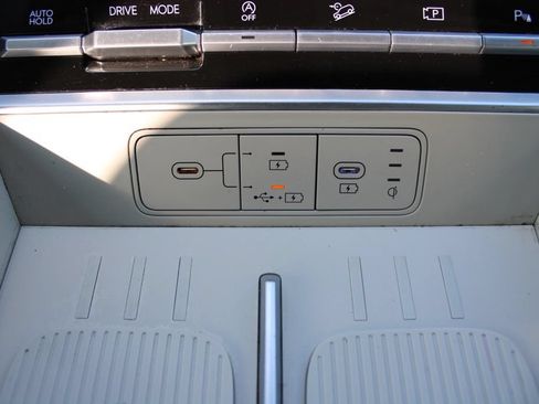 Used 2024 Hyundai Santa Fe SEL FWD image 21