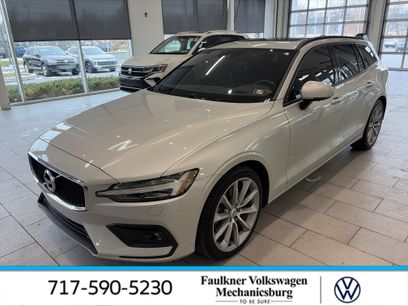 Used 2020 Volvo V60 T5 Momentum